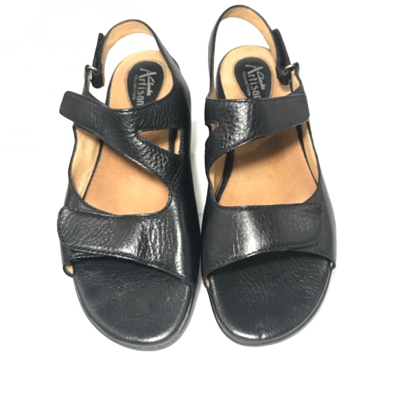 clarks womens comfort sandals